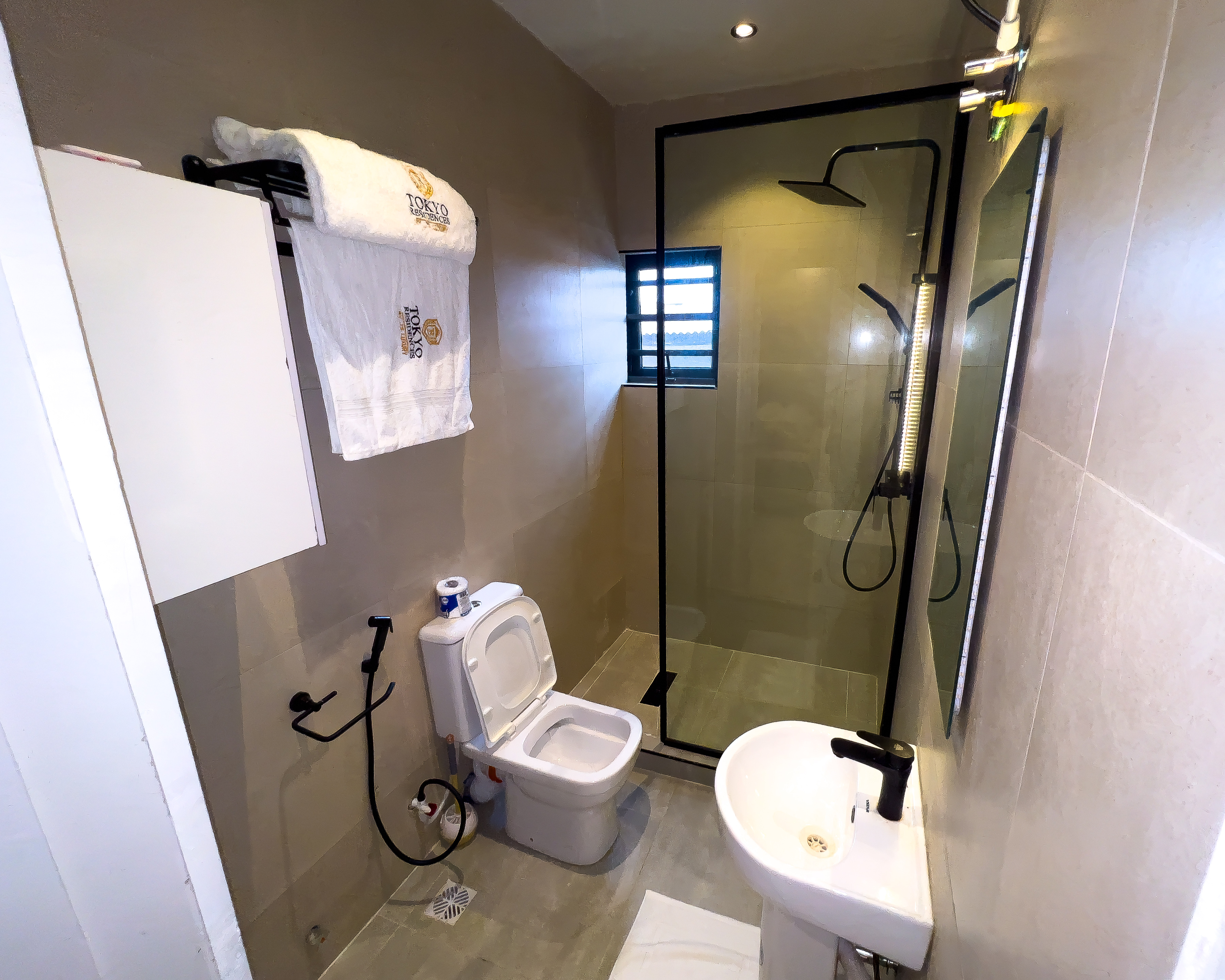 Tokyo Residences – 3 Bedroom Apartment